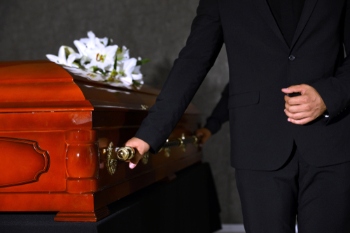 Bodies removed from funeral home in fraud case image