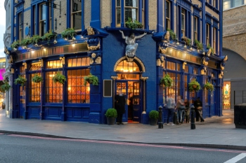 Call for pubs minister  image