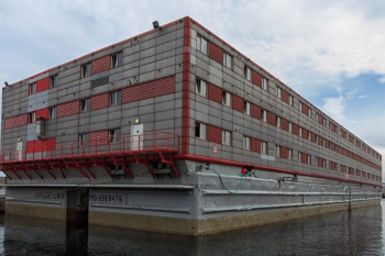 Council has ‘unanswered questions’ about refugee barge  image