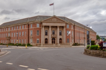 Derbyshire councils agree plans for two unitary authorities  image