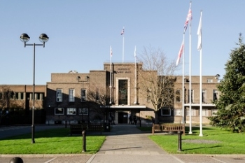 Havering to house homeless people in empty Essex office block image