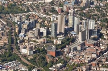 Lewisham apologises over family placed in poor accommodation image