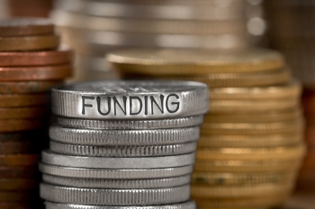 London councils face £400m shortfall  image