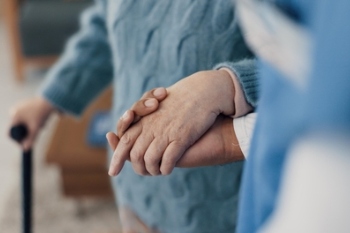 Migrant care workers face ‘persistent breaches of employment rights’ image