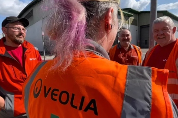 Nottinghamshire waste staff to strike image
