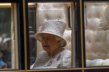 Queens speech: PMs live local and prosper promise image